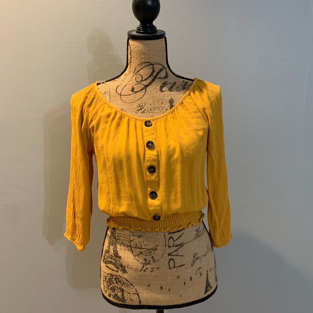 Active USA cropped blouse in mustard yellow